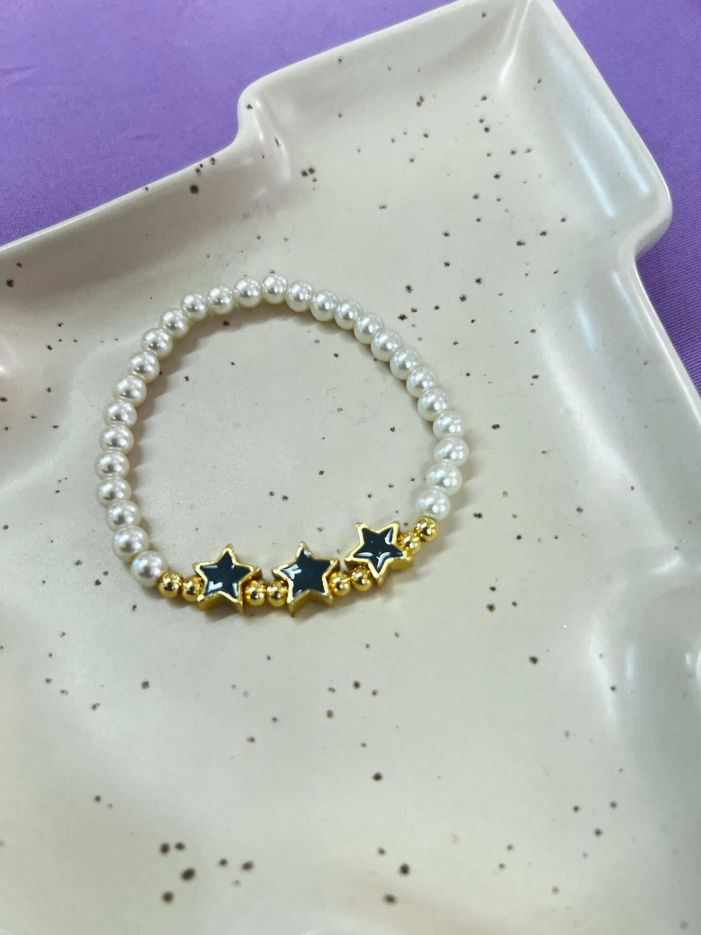 Black stars & pearls bracelet