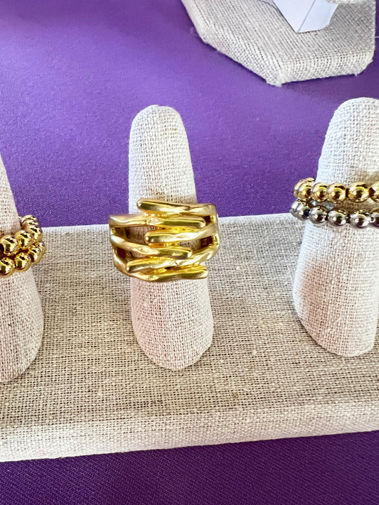 Tiered gold ring